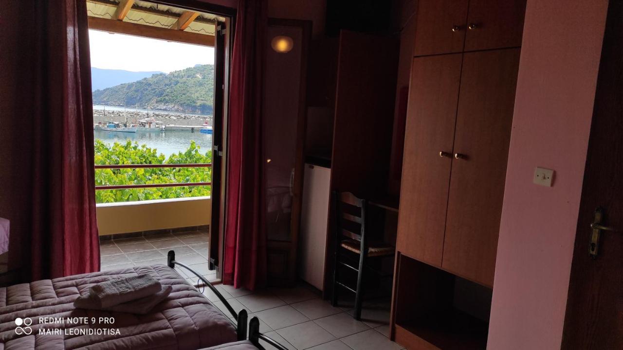 Porto Sabatiki Hotel Sampatiki Ngoại thất bức ảnh