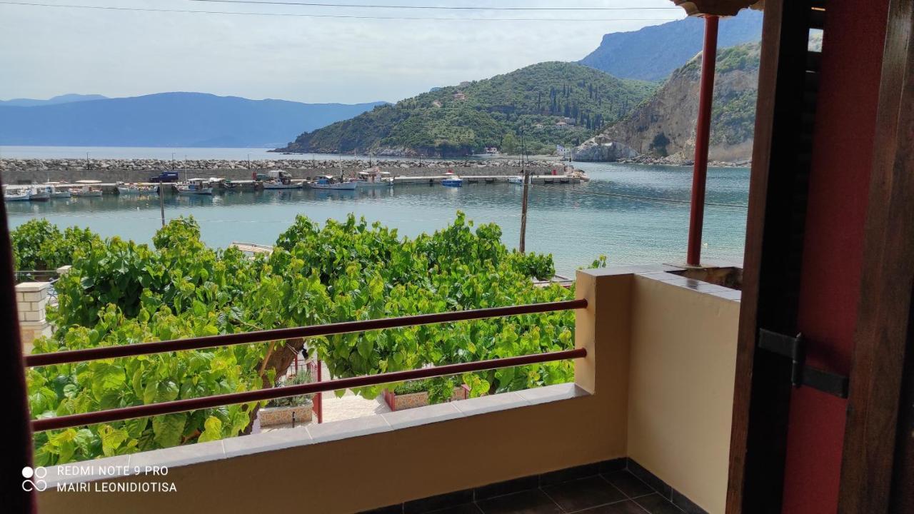 Porto Sabatiki Hotel Sampatiki Ngoại thất bức ảnh