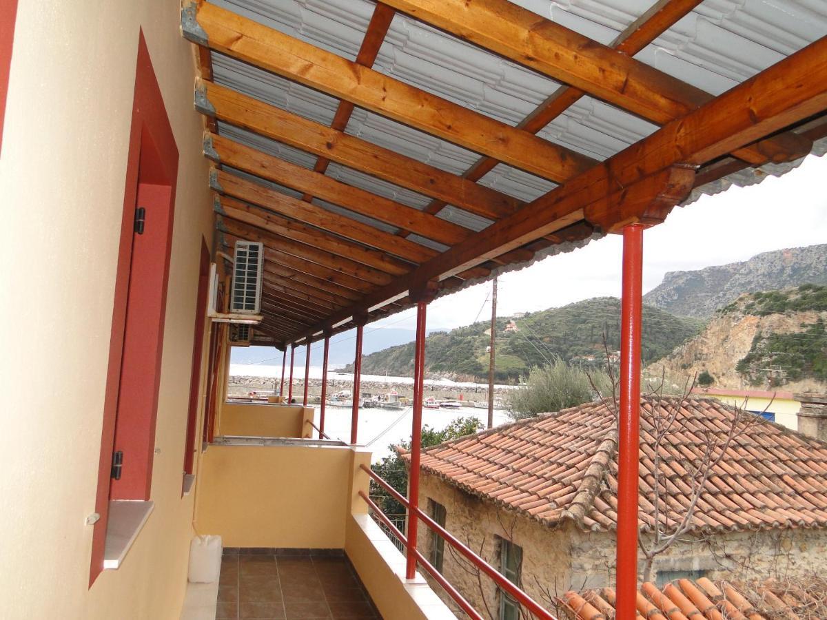 Porto Sabatiki Hotel Sampatiki Ngoại thất bức ảnh