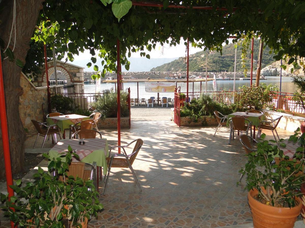 Porto Sabatiki Hotel Sampatiki Ngoại thất bức ảnh